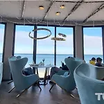 калипсо у моря 1 линия Appartamento *