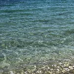 калипсо у моря 1 линия Appartamento *