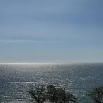 калипсо у моря 1 линия Appartamento